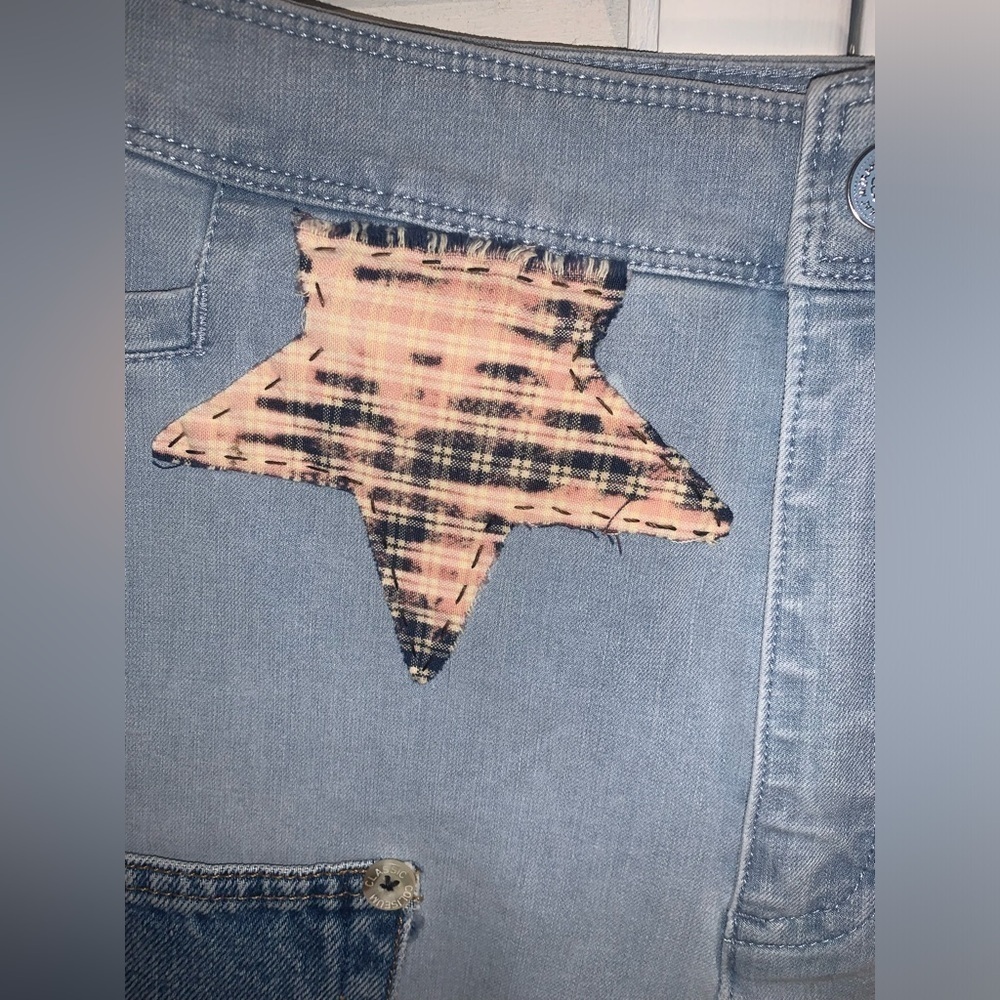 Patchwork Jean Shorts light wash Women’s Size 12T - Picture 2 of 5